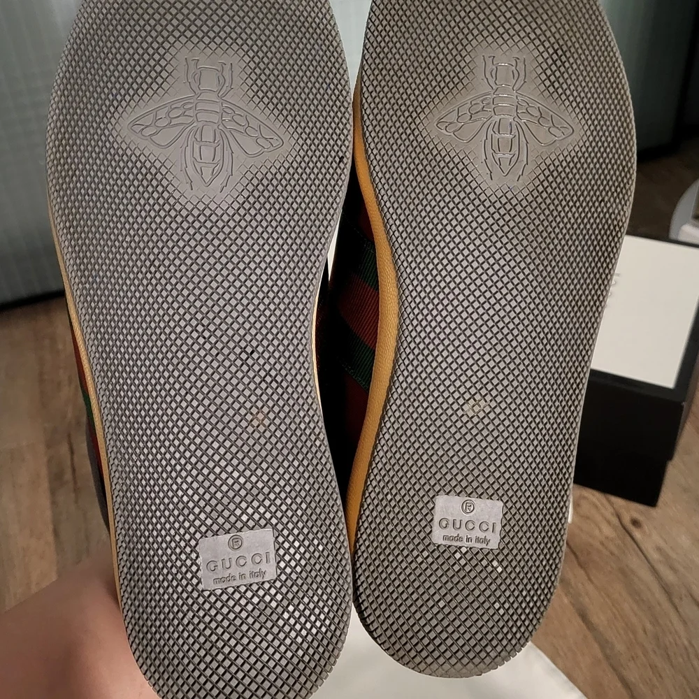 Gucci Men's Gray and Red Sneakers